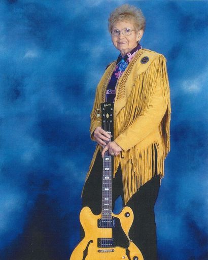 Edith Mae Bailey's obituary image