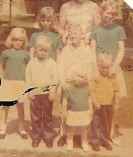 Brenda Jean Bailey photo gallery thumbnail 33 of 37