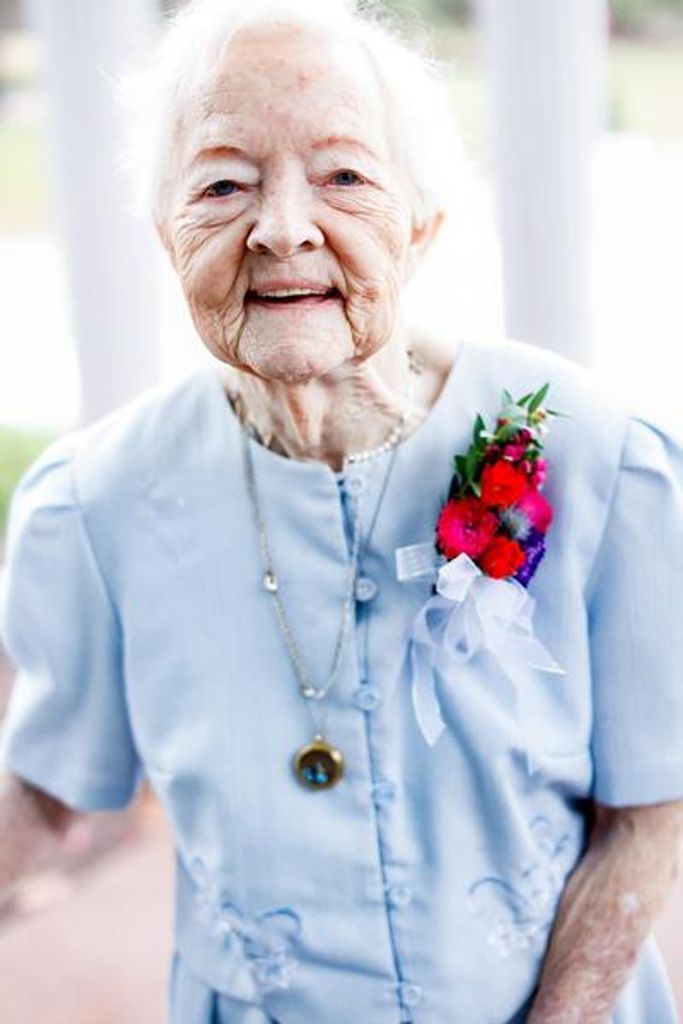 Helen Louise Veal Profile Photo