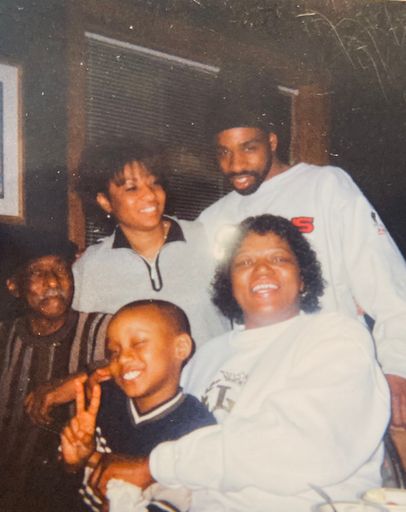 Calvin Earl Reed photo gallery thumbnail 10 of 58