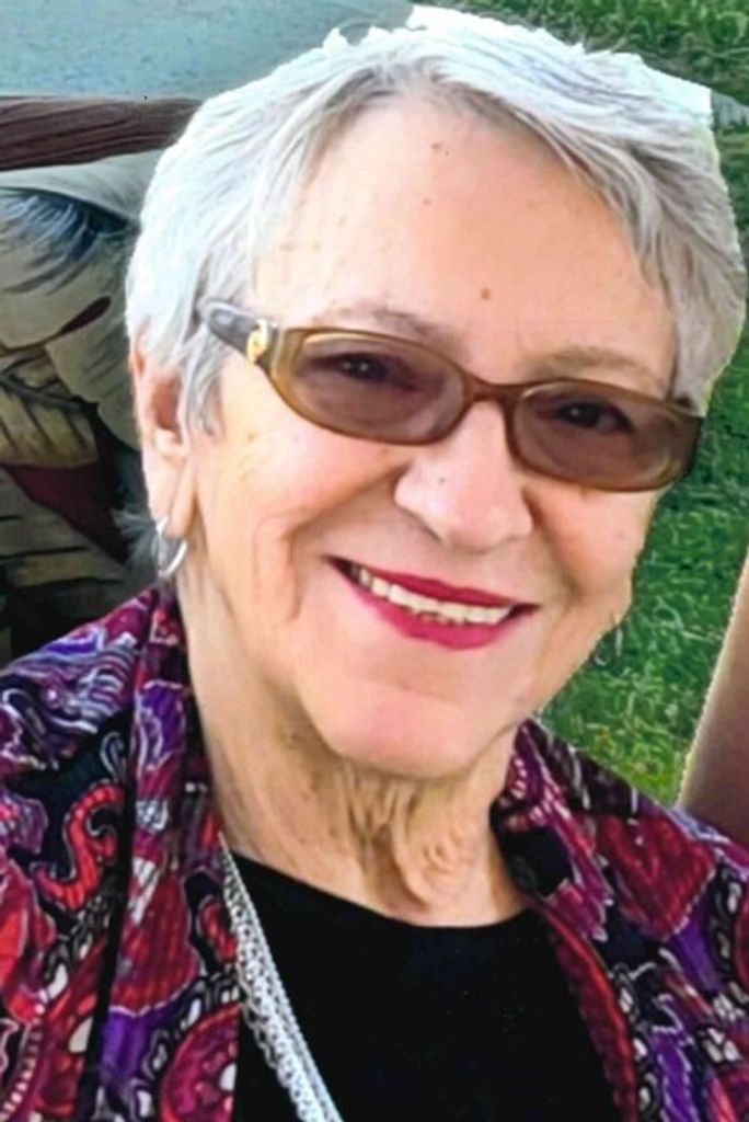 Marina Ellis Profile Photo