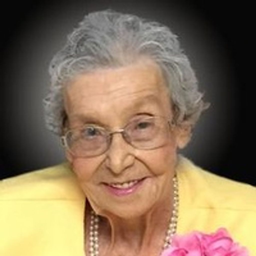 Lottie  Victoria Clark