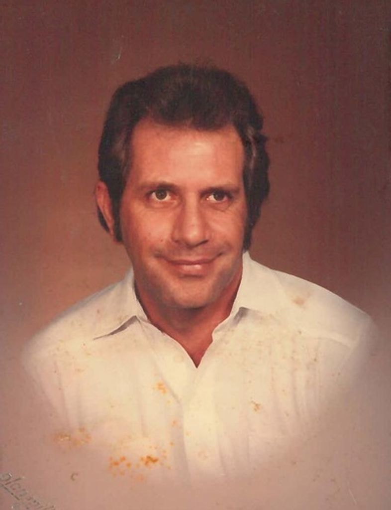 Robert Lowell Hartley Profile Photo