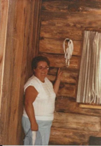 Ruth Ann Richtemeyer photo gallery thumbnail 52 of 102