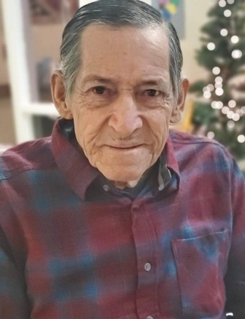Hector Estrello Profile Photo