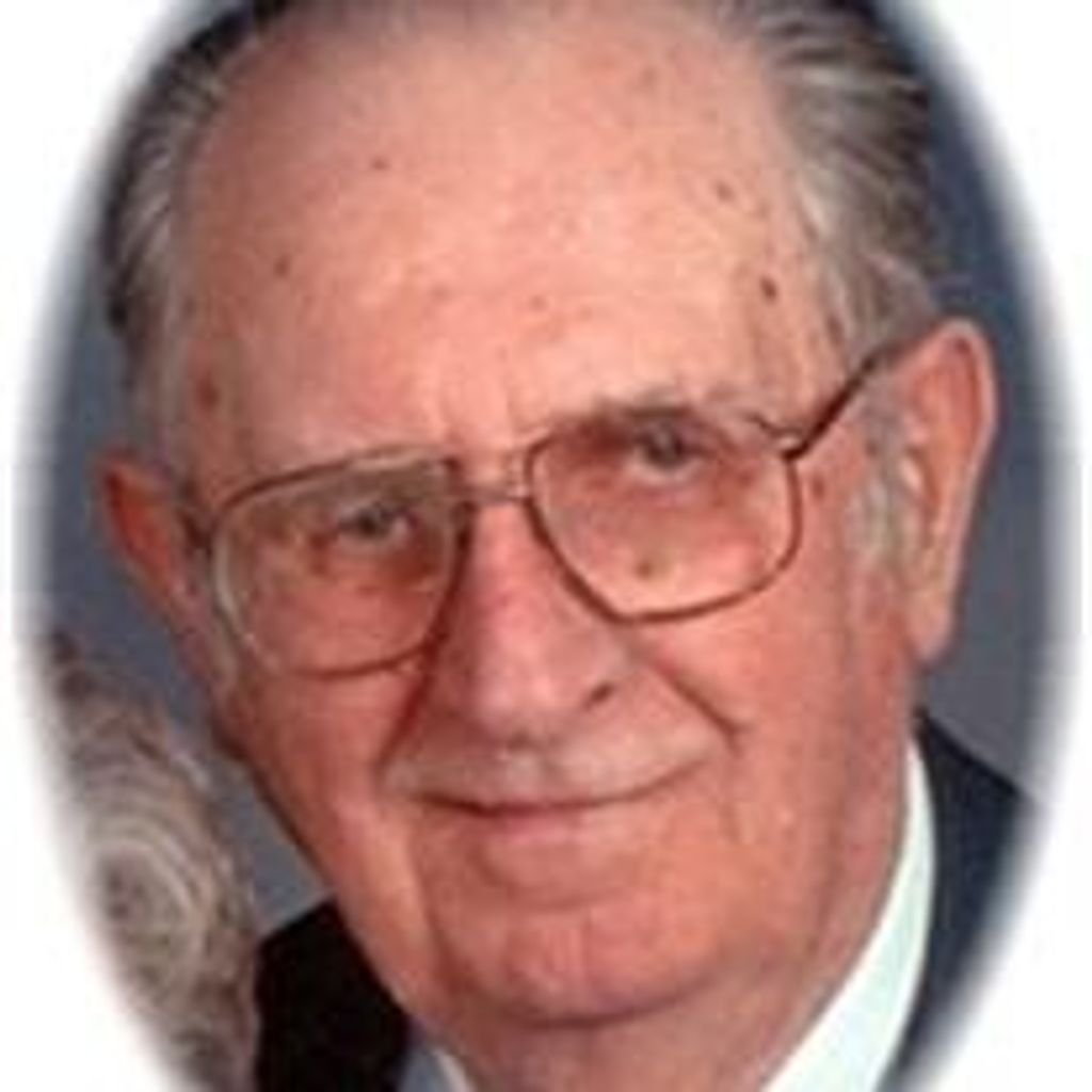 Bertus L Helmrichs