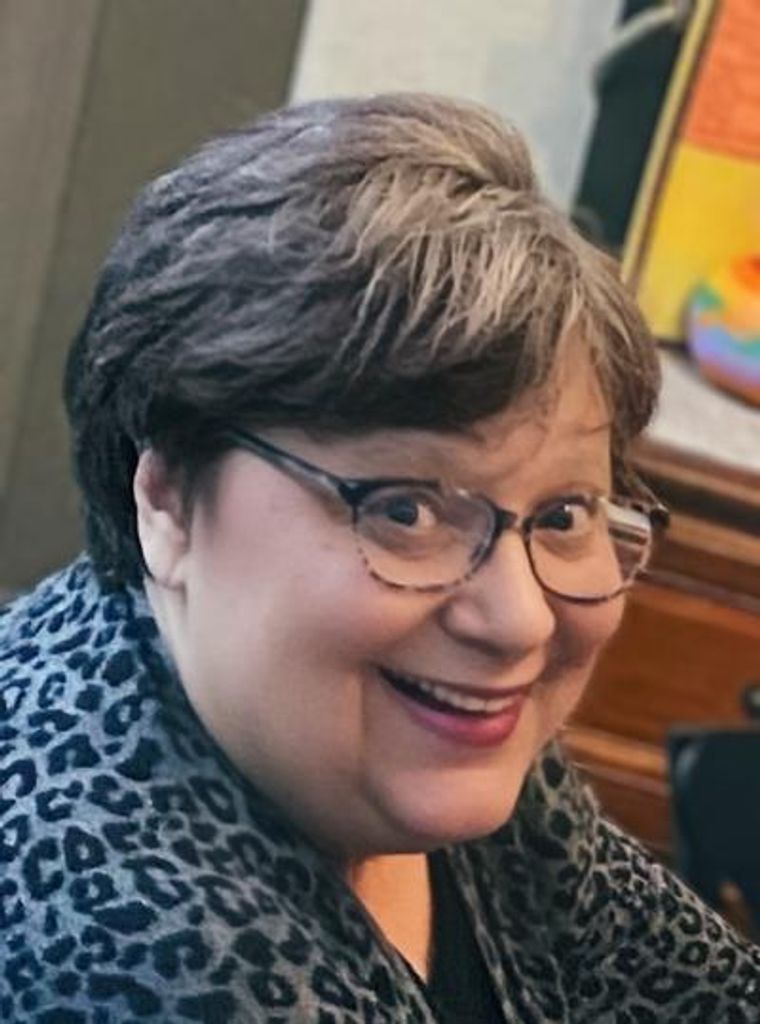 Lynette Viator Reich