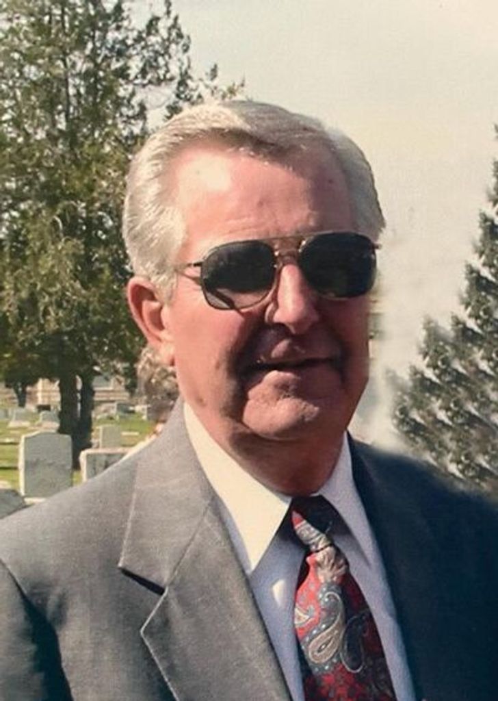 Gene Holverson Profile Photo