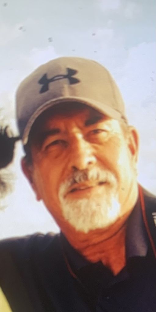 Carlos Lauro Castillo, Sr.