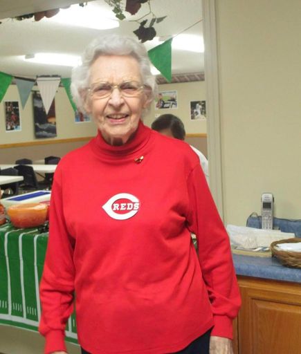 Evelyn "Miss Heide" Mae Heidebrecht photo gallery thumbnail 2 of 78