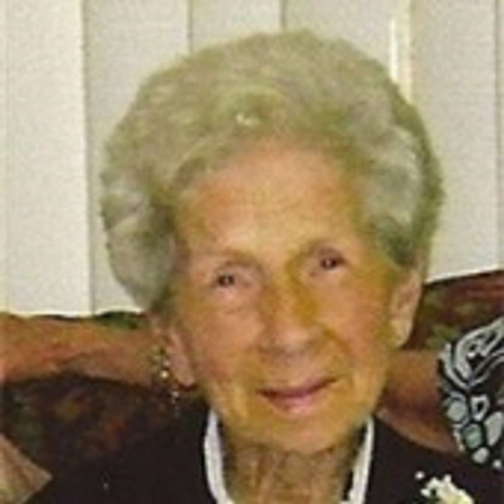 Earlyne "Lou" Garton