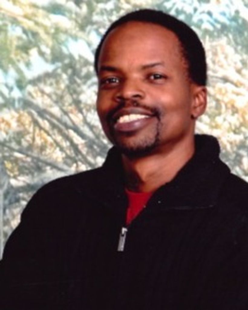 Antonio Lewhan Smith Profile Photo