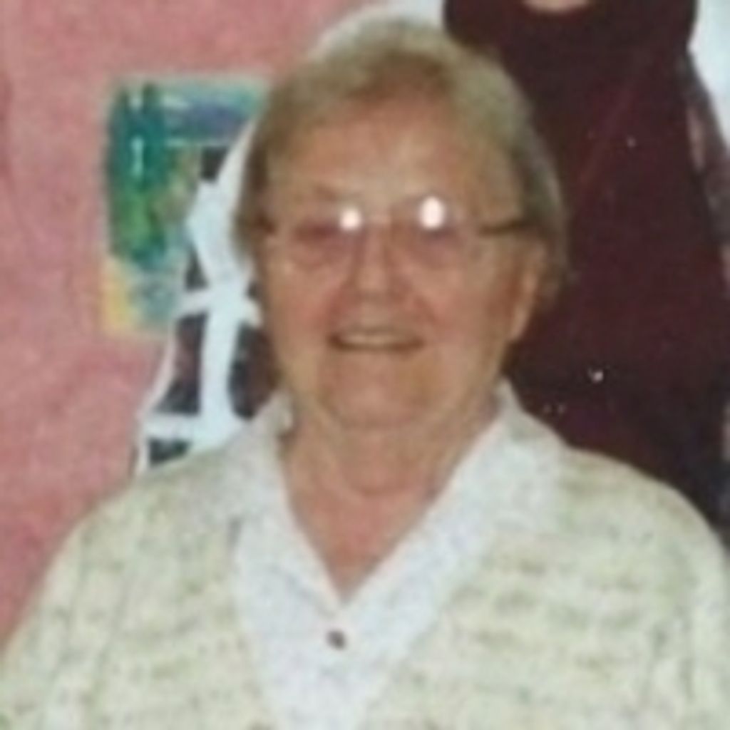 Eunice M Gaj