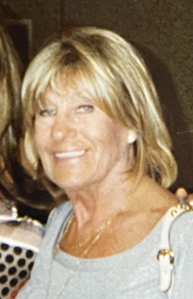 Mary Manos