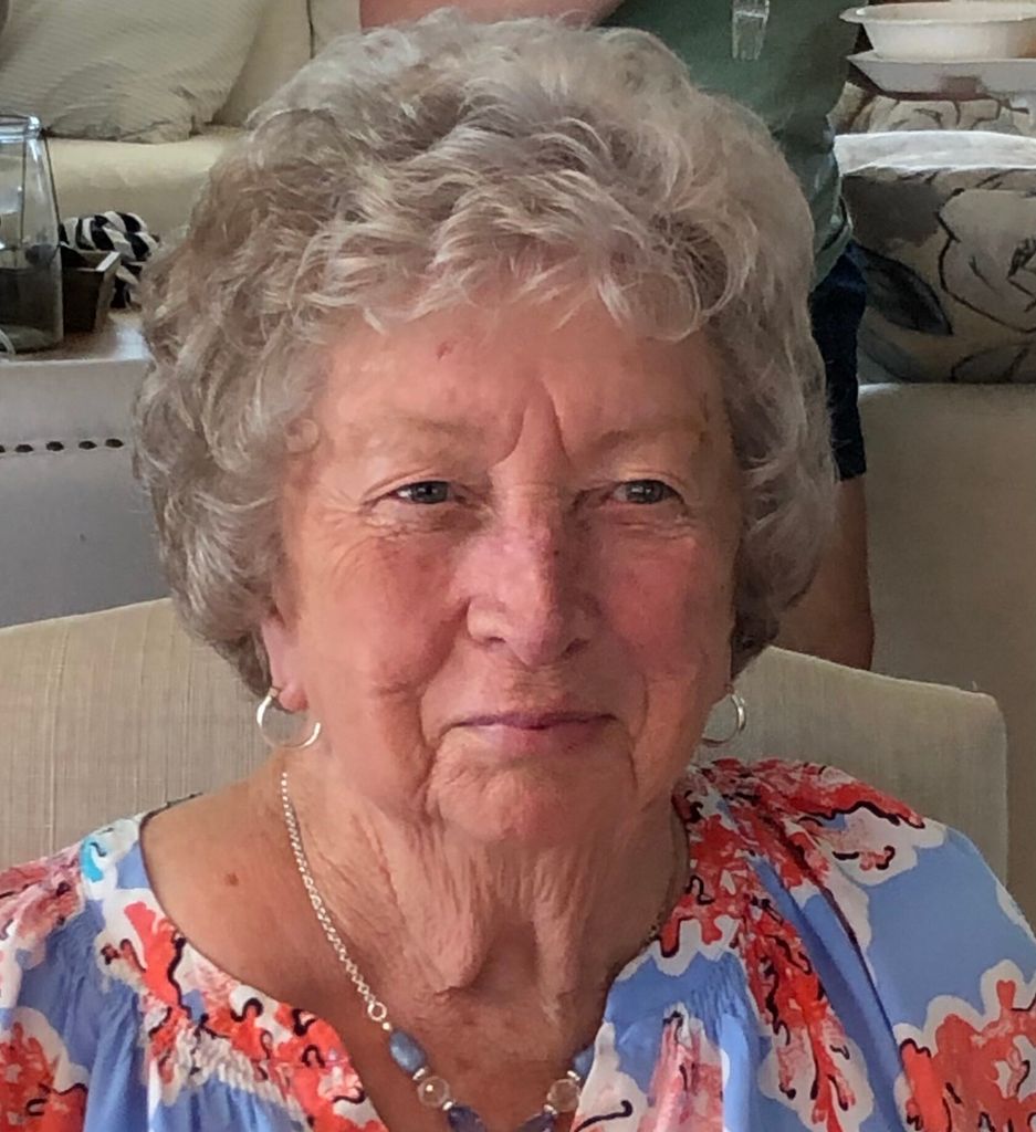 Mary Louise Combs Profile Photo