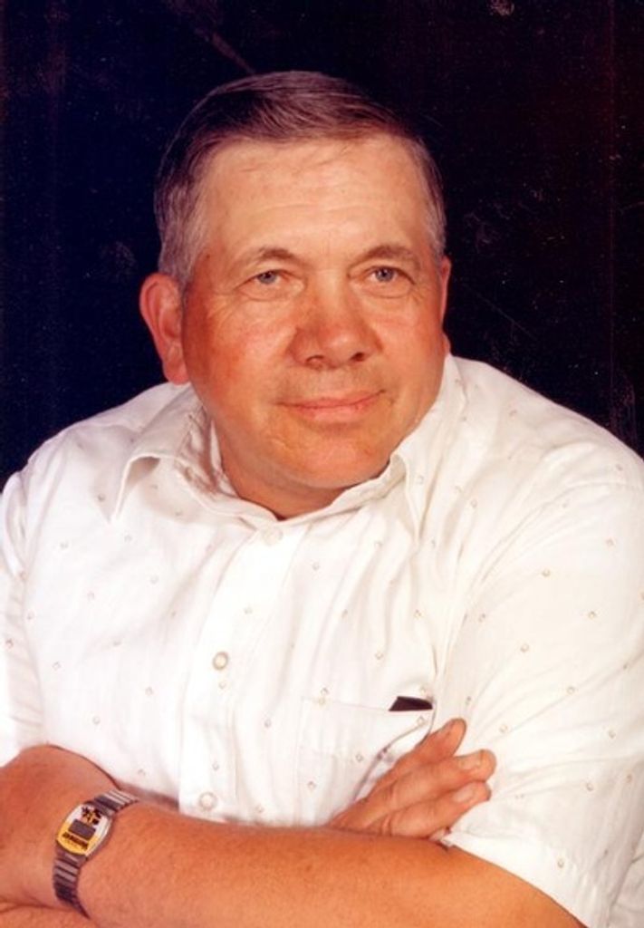 Lloyd Orlando Pederson Profile Photo