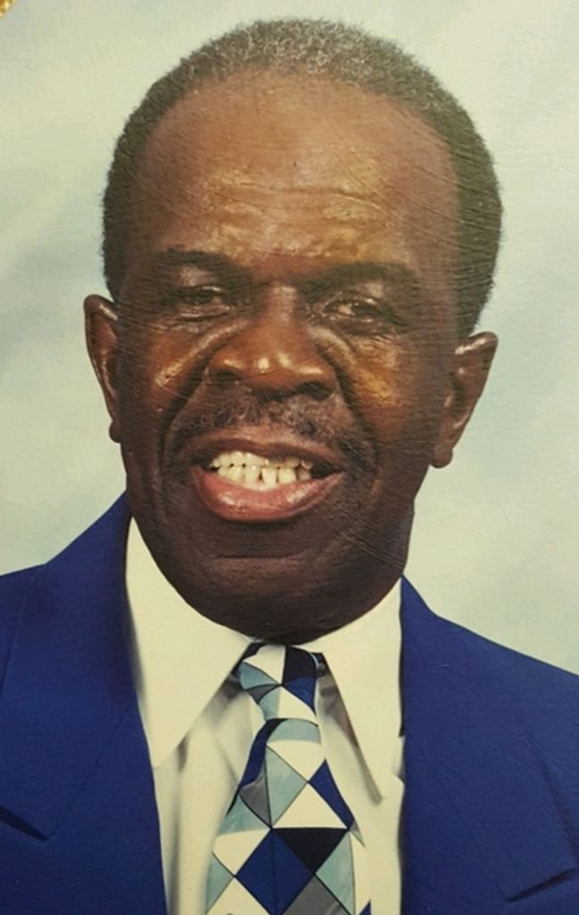John Louis Linen Sr. Profile Photo