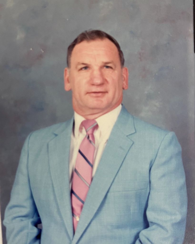 Robert Paksi Profile Photo