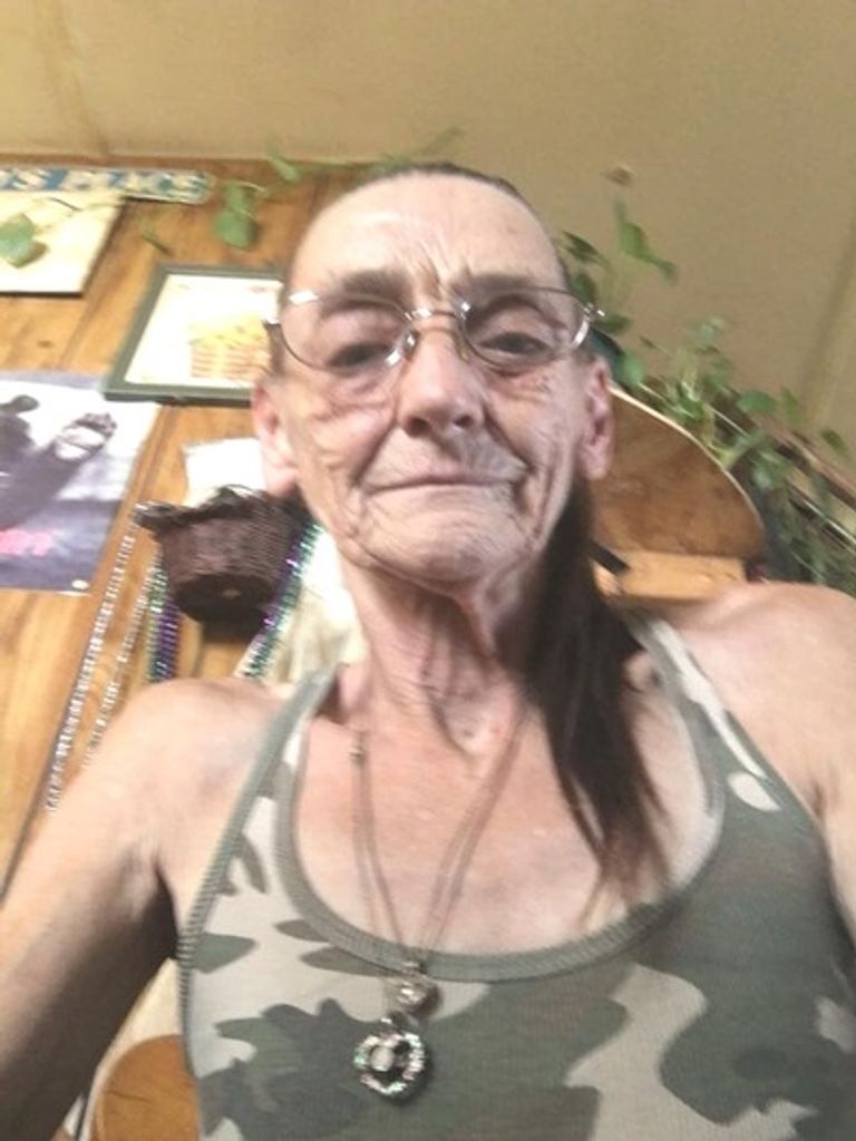 Deborah Kennett Profile Photo