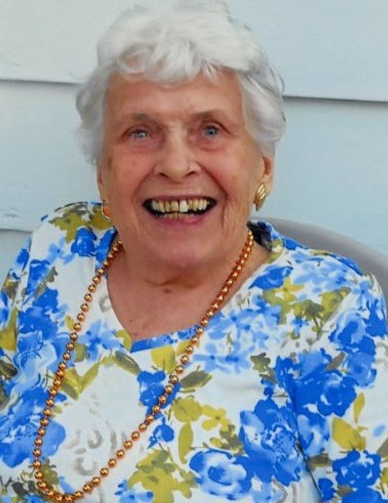 Elizabeth H. (Smith) Lundquist Profile Photo