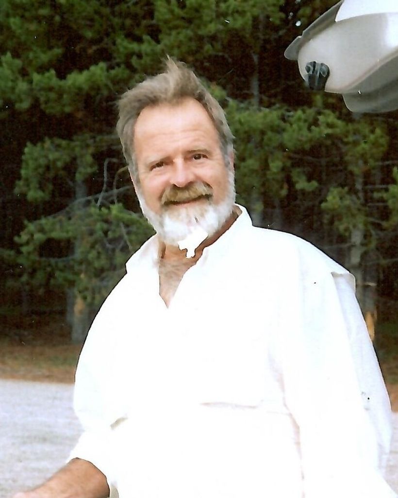 Vernon Q. Luckey