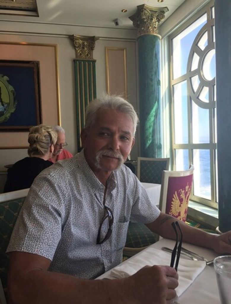 Robert Russell Esparza Profile Photo