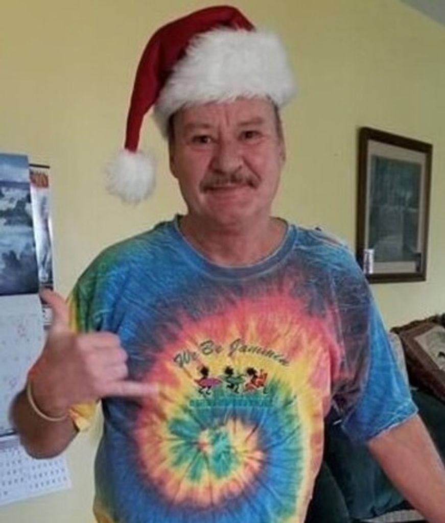 Dennis Douglas Profile Photo