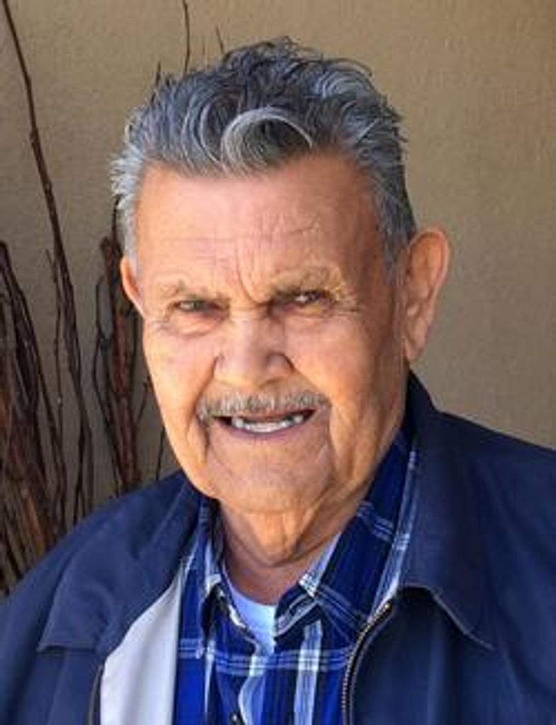 Gilberto Elias Profile Photo