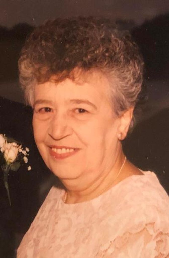 Ninette "Nettie" Marina