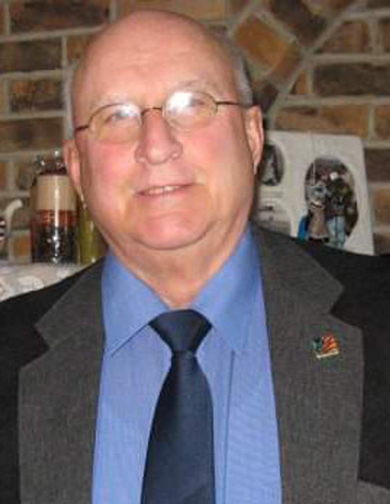 Rolland R. 'Pete' Davis