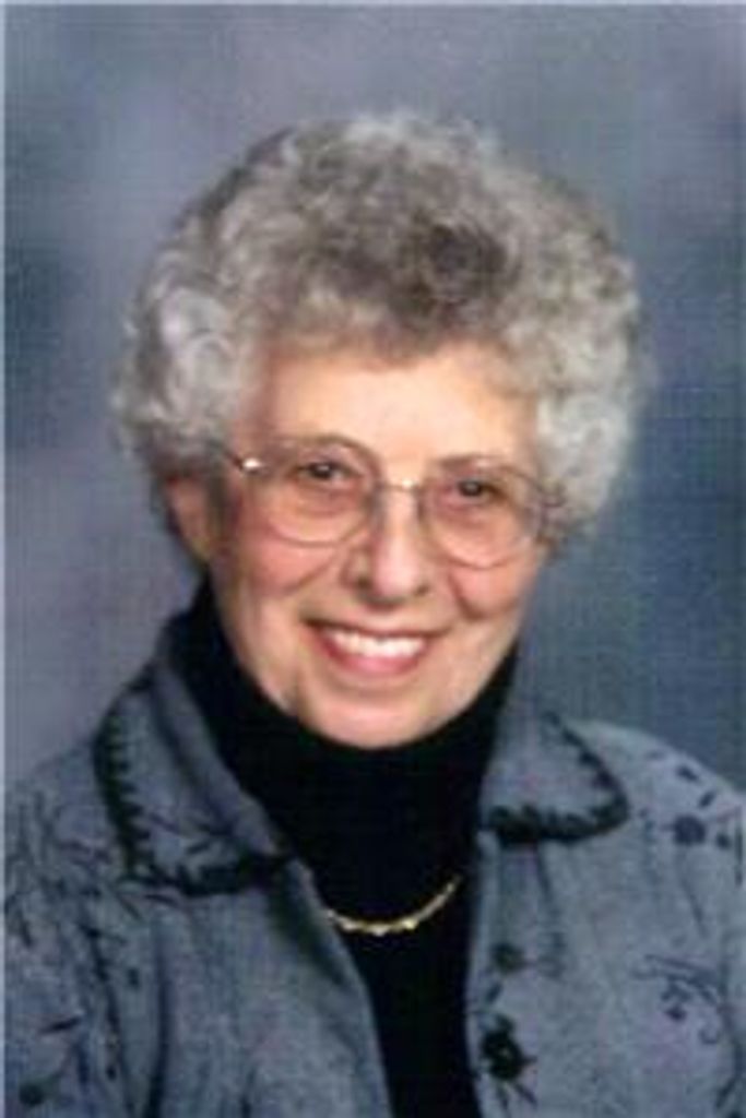 Louise  Pauline Pravecek