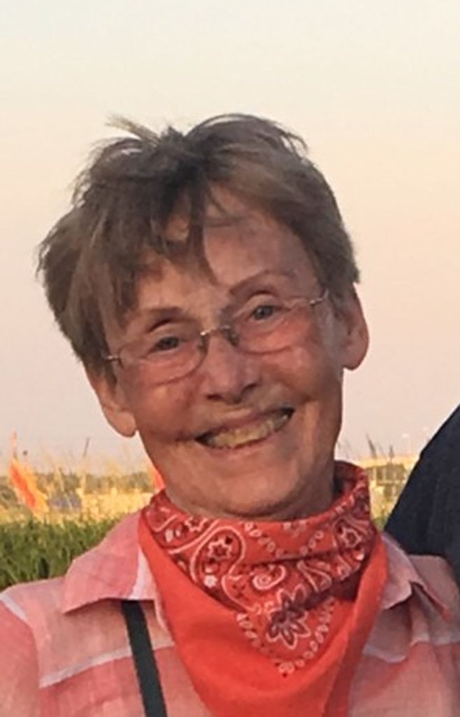 Linda Carolyn Povolo Profile Photo