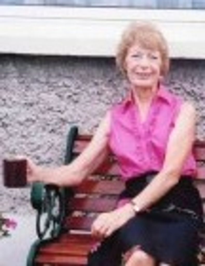 Anna Diebold Profile Photo