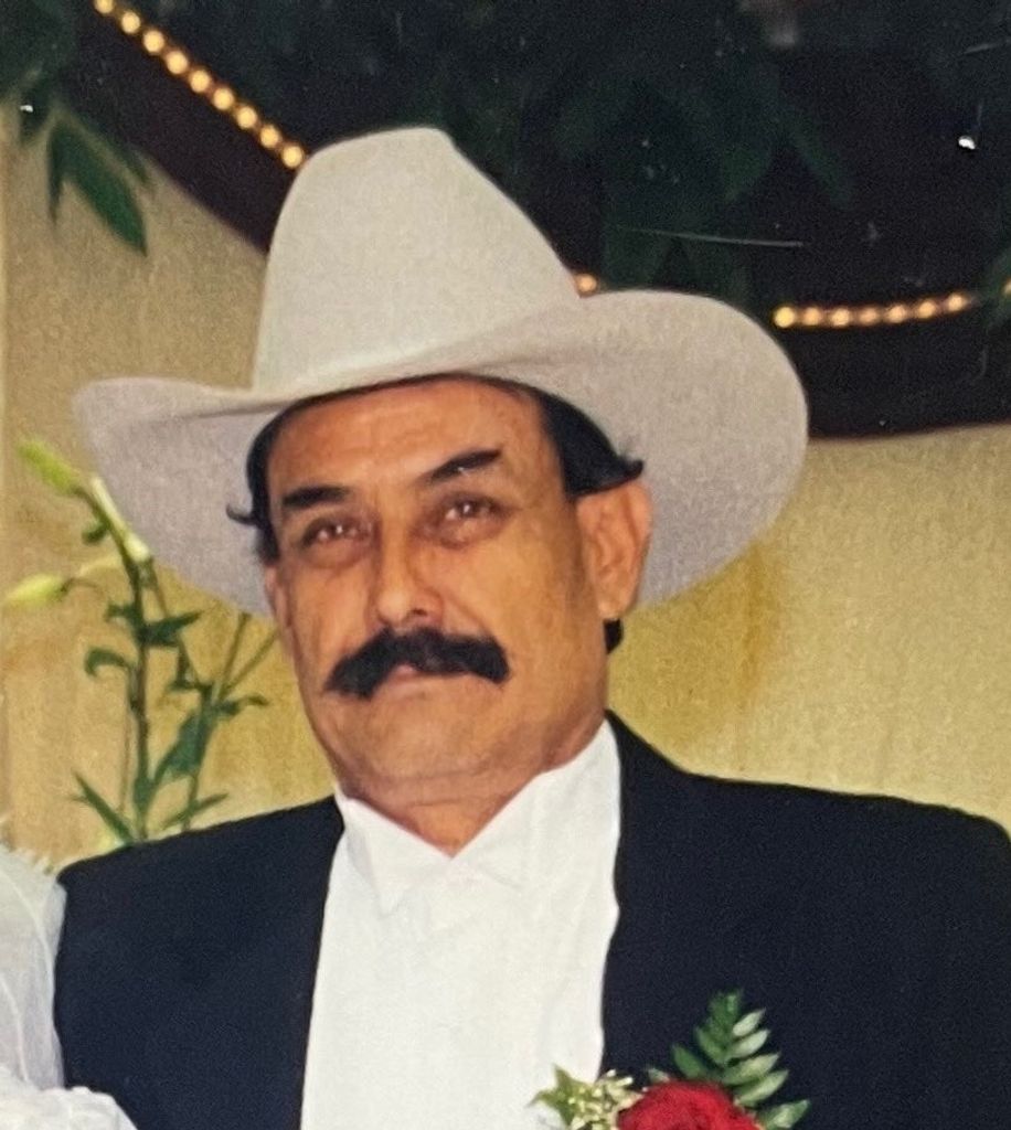 Esteban Olivarez