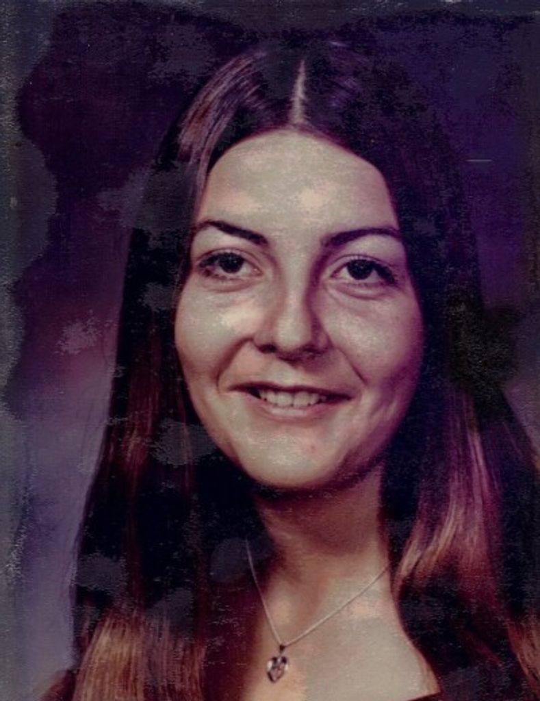 Cindy Sue (Hawkins)  Cisneroz
