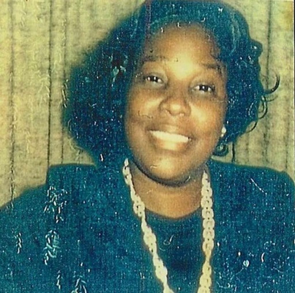 Mary Woods Profile Photo