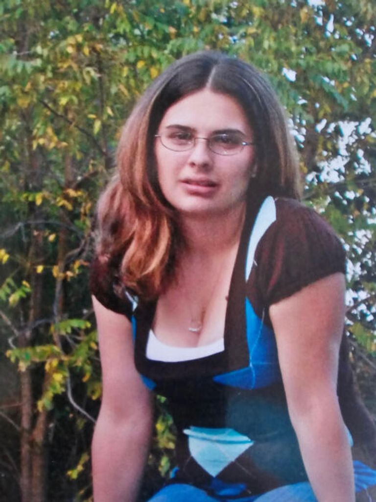 Kimberly Nicole Hill