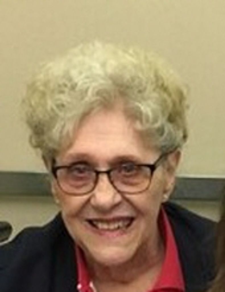 Naomi Joan Arnold