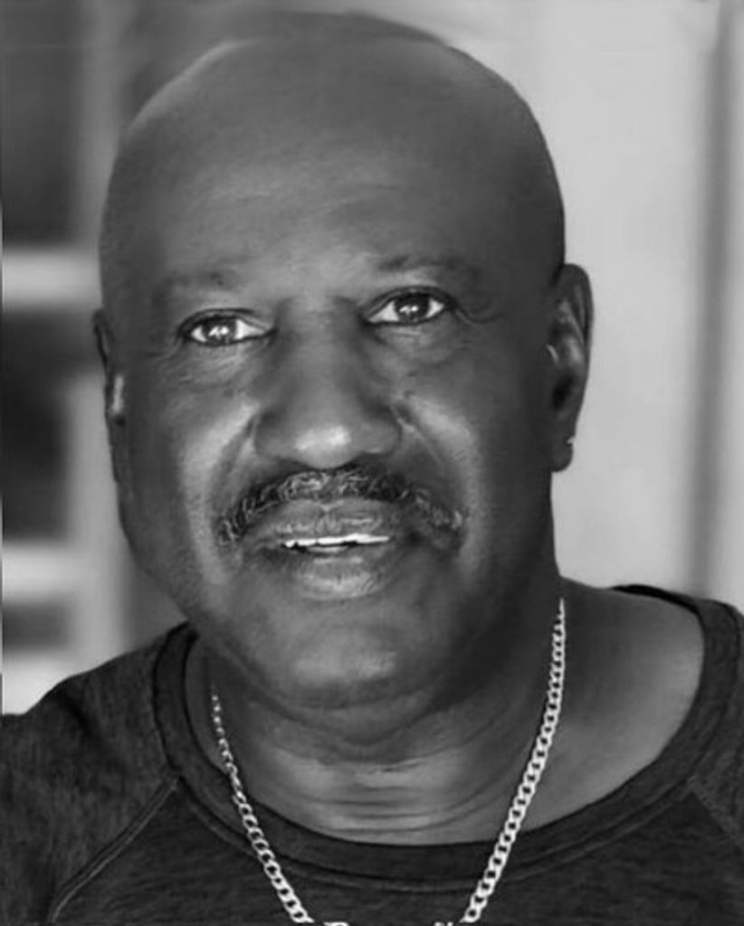 Mitchell Lorenzo Pope Profile Photo