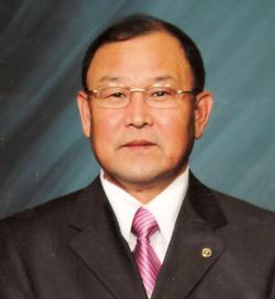 Kwang W. Yoon Profile Photo