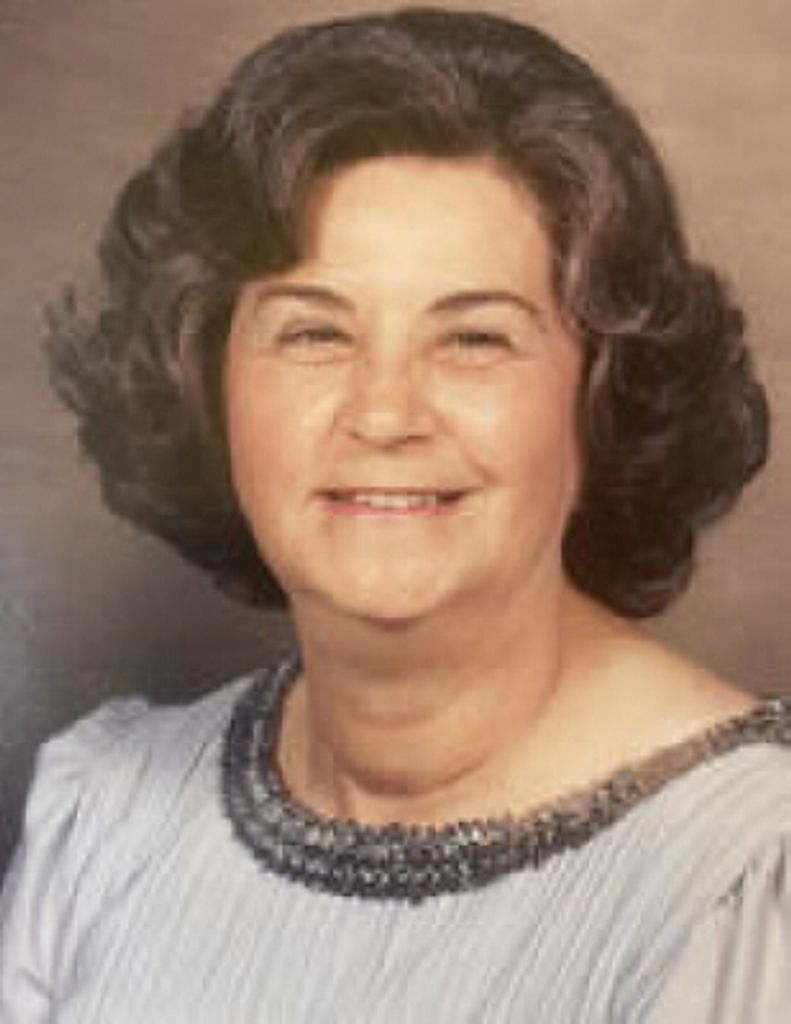 Gertrude  Clara Leonard