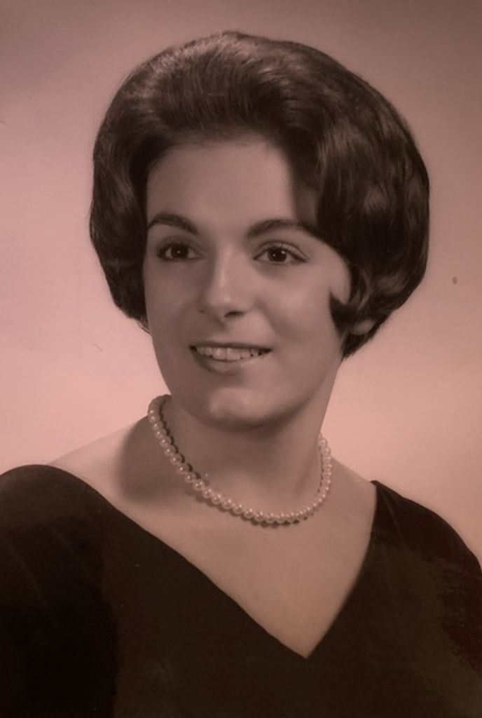 Elizabeth (Medaglia) Deguzman