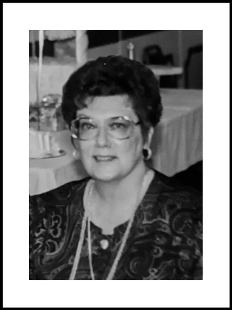 Alice Banaszak Profile Photo