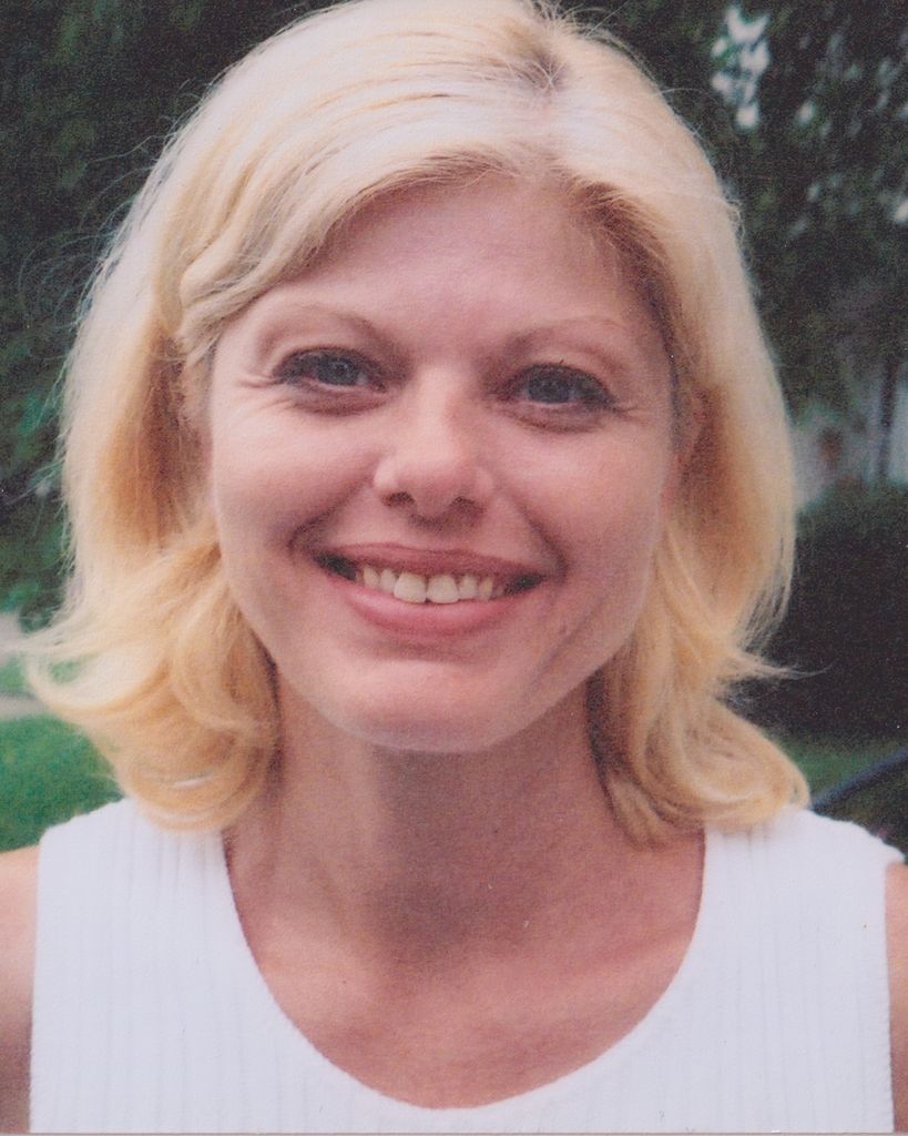 Veronica "Ronni" Elliott