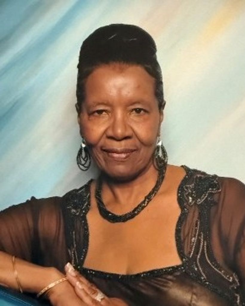 Shirley Loylyne McGhie