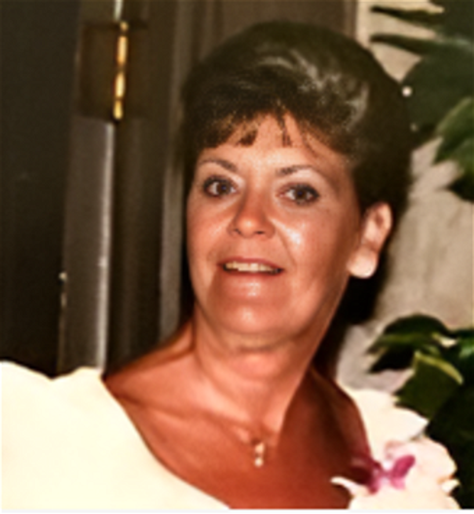 Eleanor Kaye Deyerle Combs