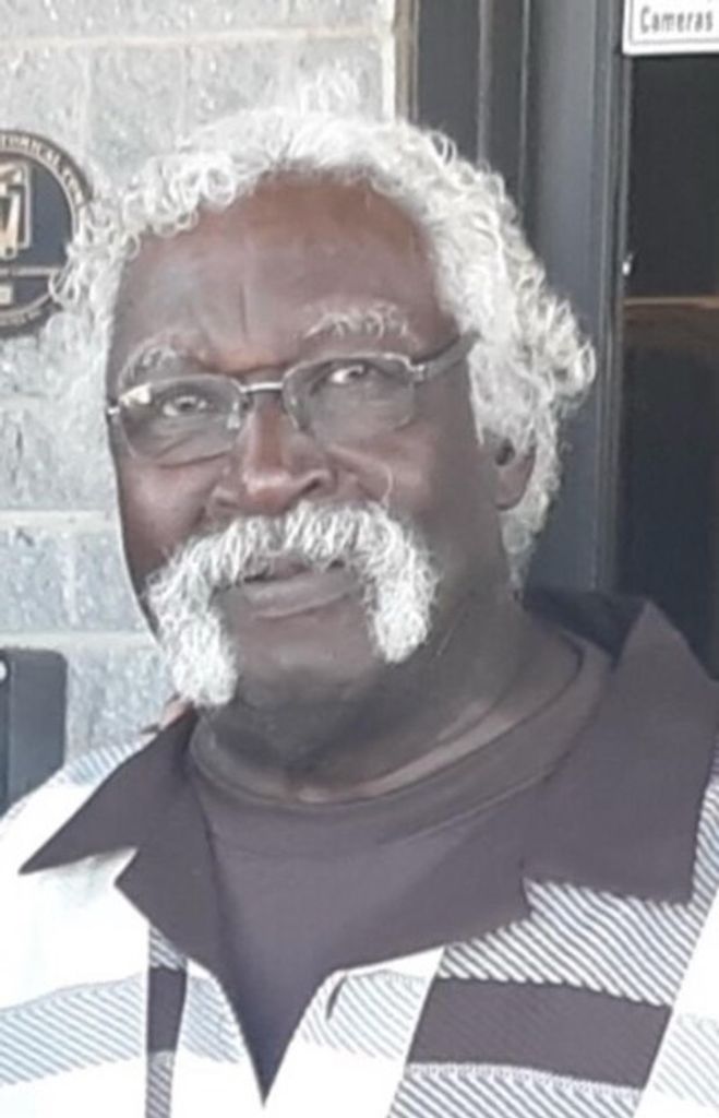 Clarence Davis Profile Photo