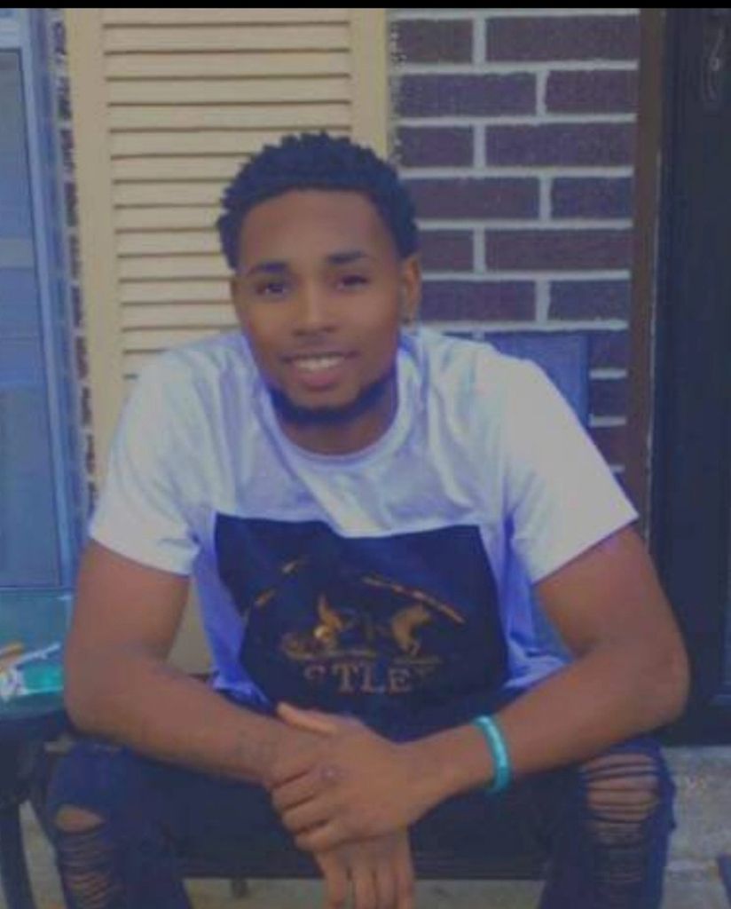 Miktavious Rheem White