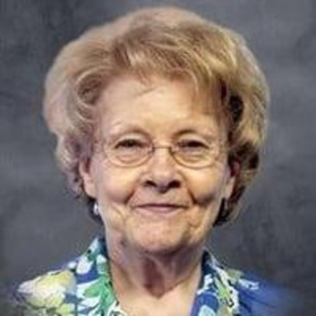Caroline Simons Profile Photo