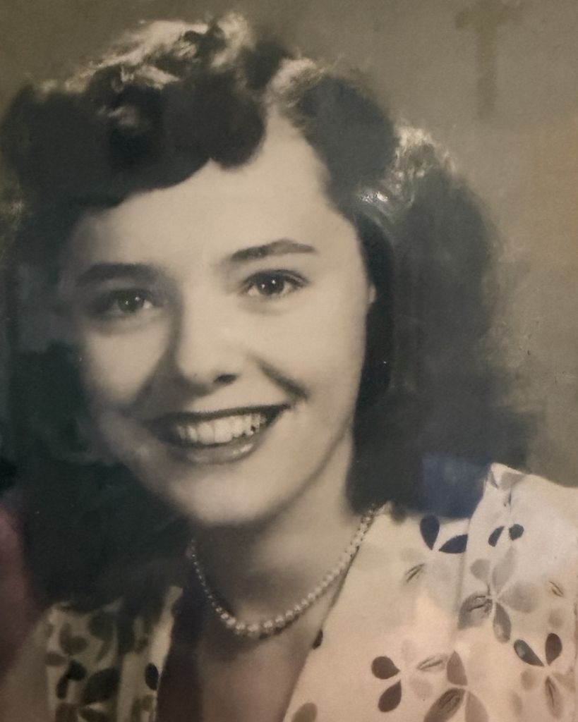 Mary Louise Divney Leffew Profile Photo